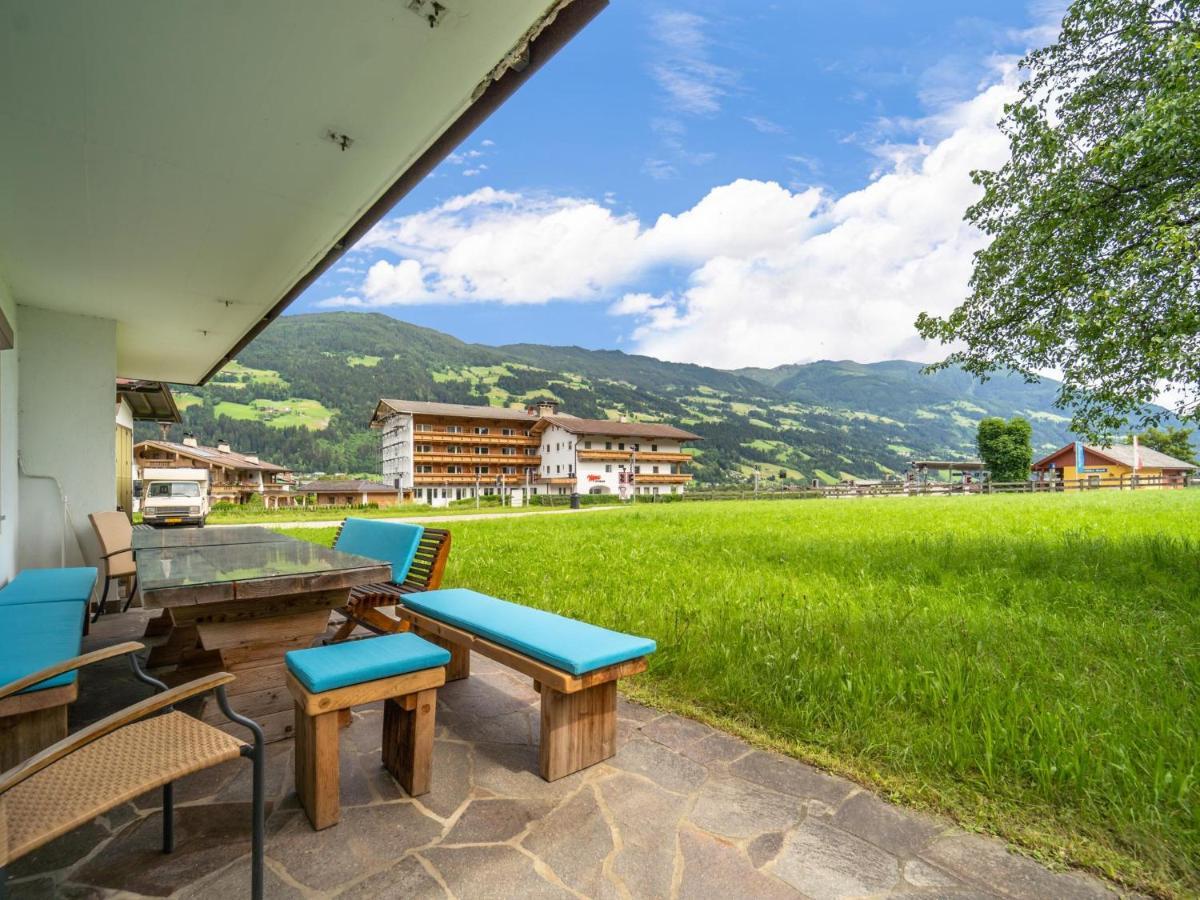 Ferienhaus Schlitters ฟือเกน ภายนอก รูปภาพ
